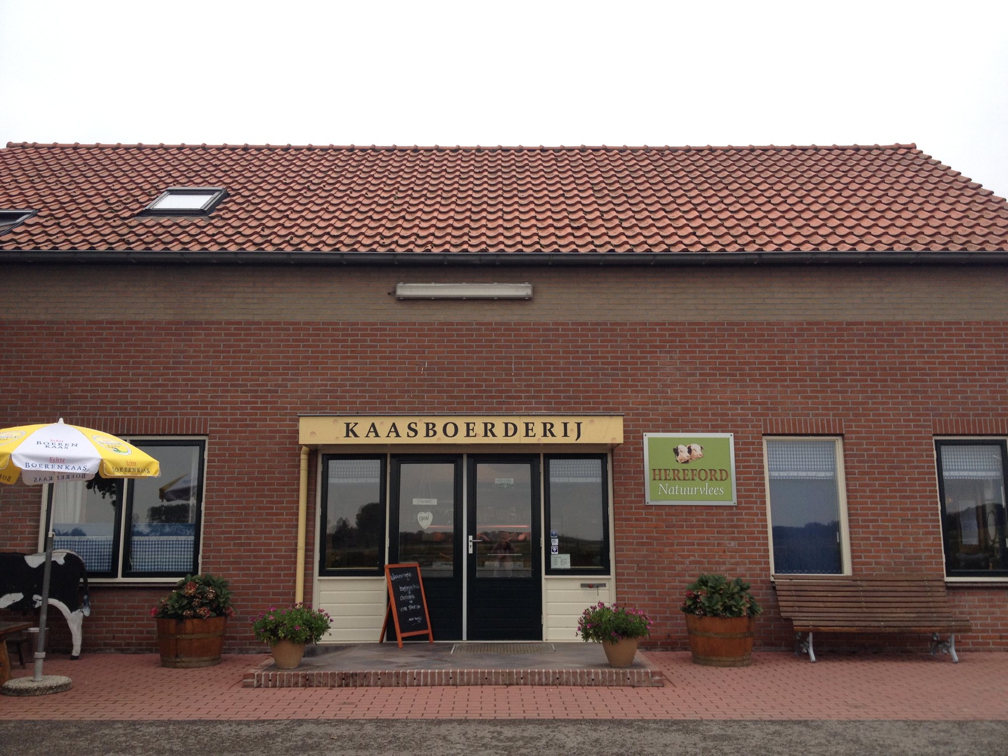De winkel van Kaasboerderij De Stolpe aan de Stolpweg in Nieuwerkerk
